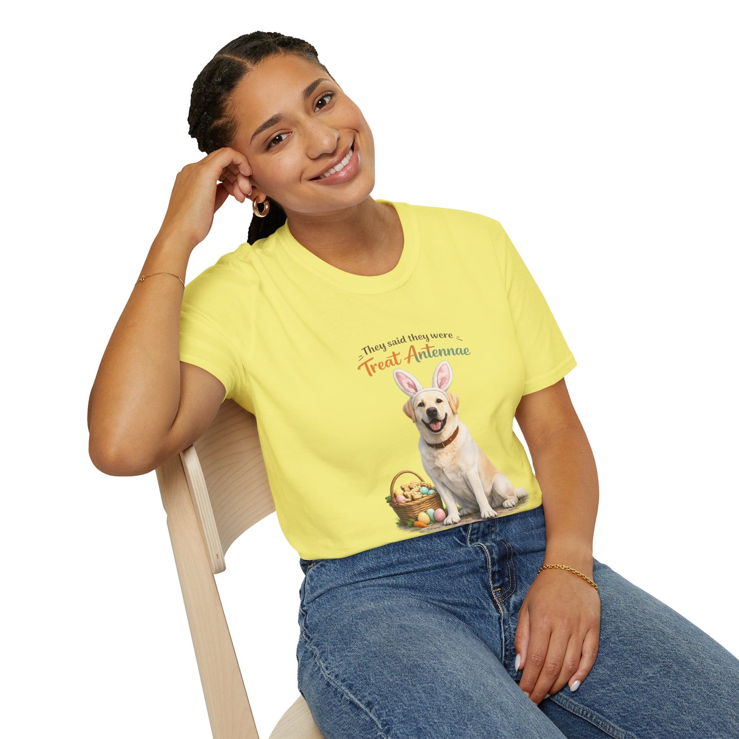 Yellow Lab Treat Antenna™ – Easter Yellow Lab Lover T-Shirt
